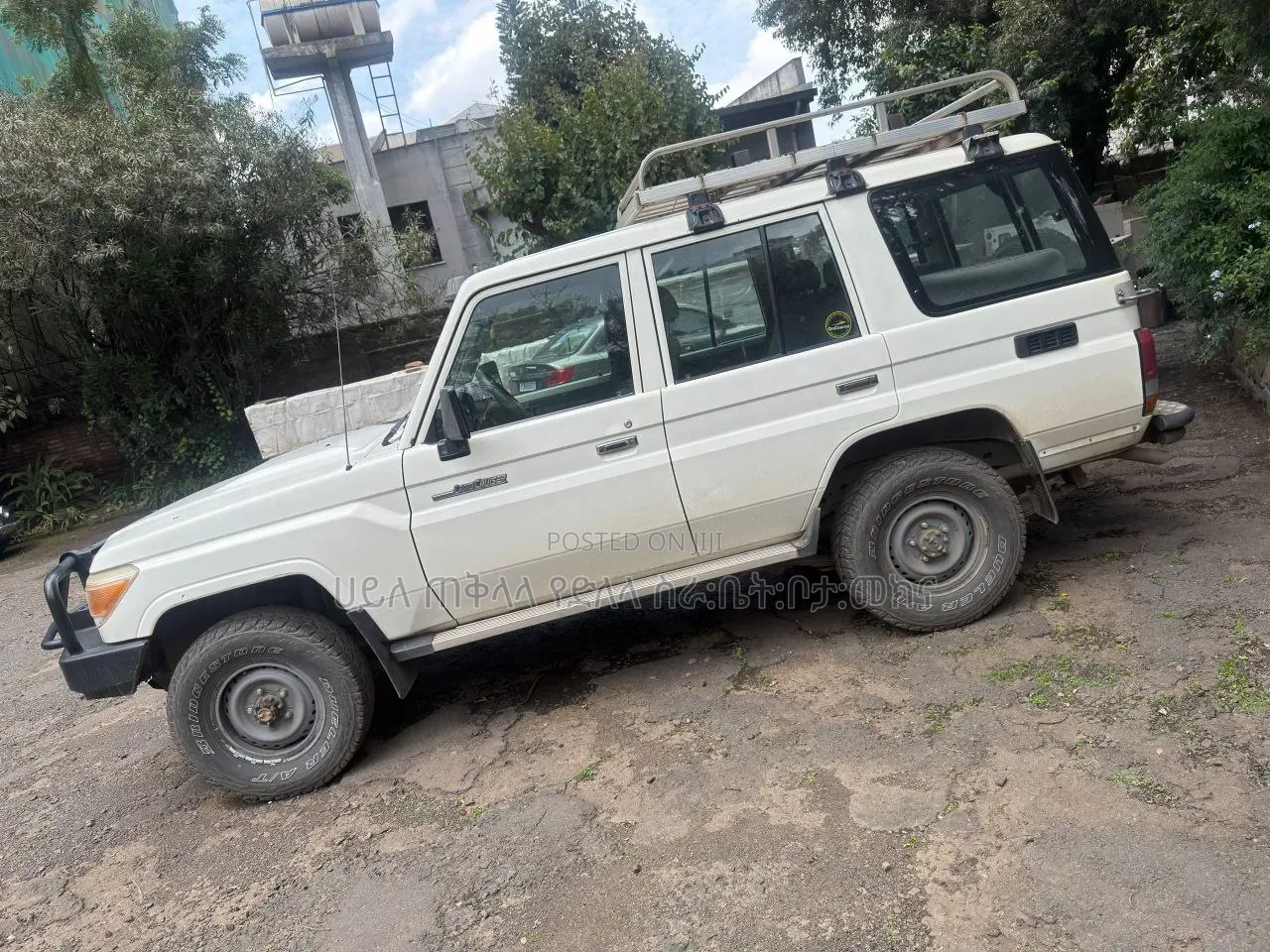 Toyota Land Cruiser 2012 White