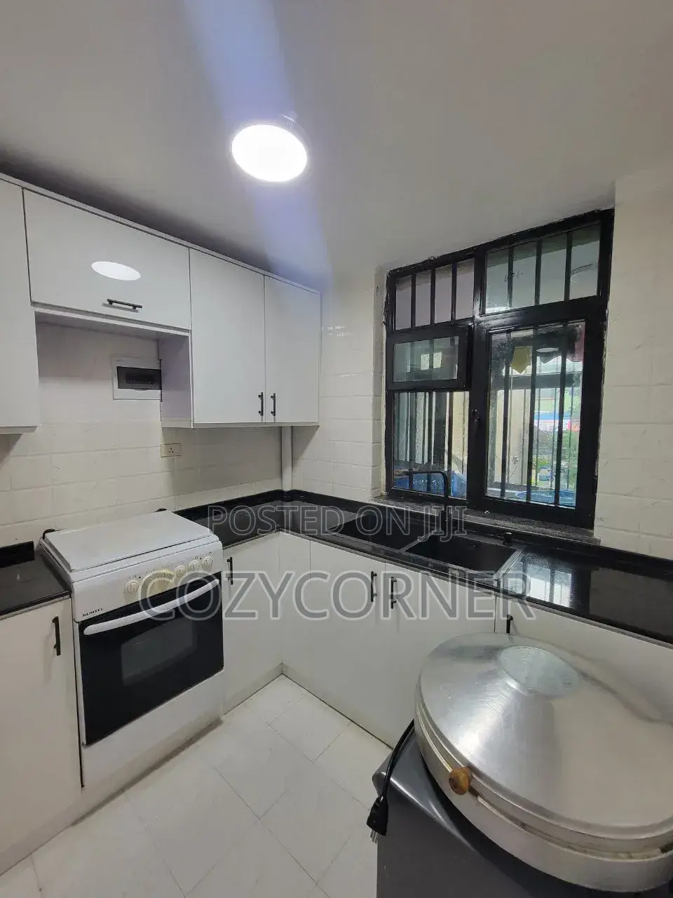 Flashy Kitchen Cabinet Priced Per Square Meter. ኪችን በካሬ