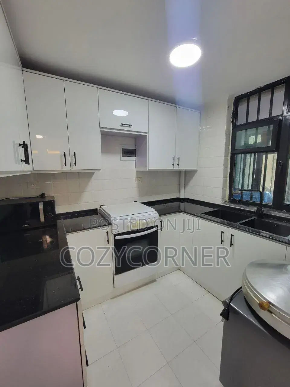 Flashy Kitchen Cabinet Priced Per Square Meter. ኪችን በካሬ