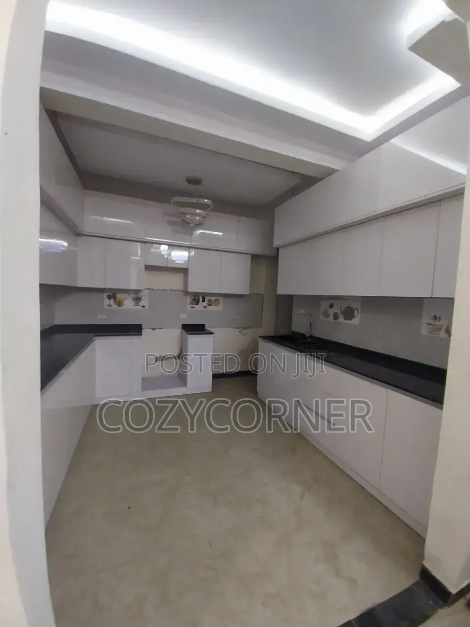 Flossy Kitchen Cabinet Priced Per Meter Square. ኪችን በካሬ