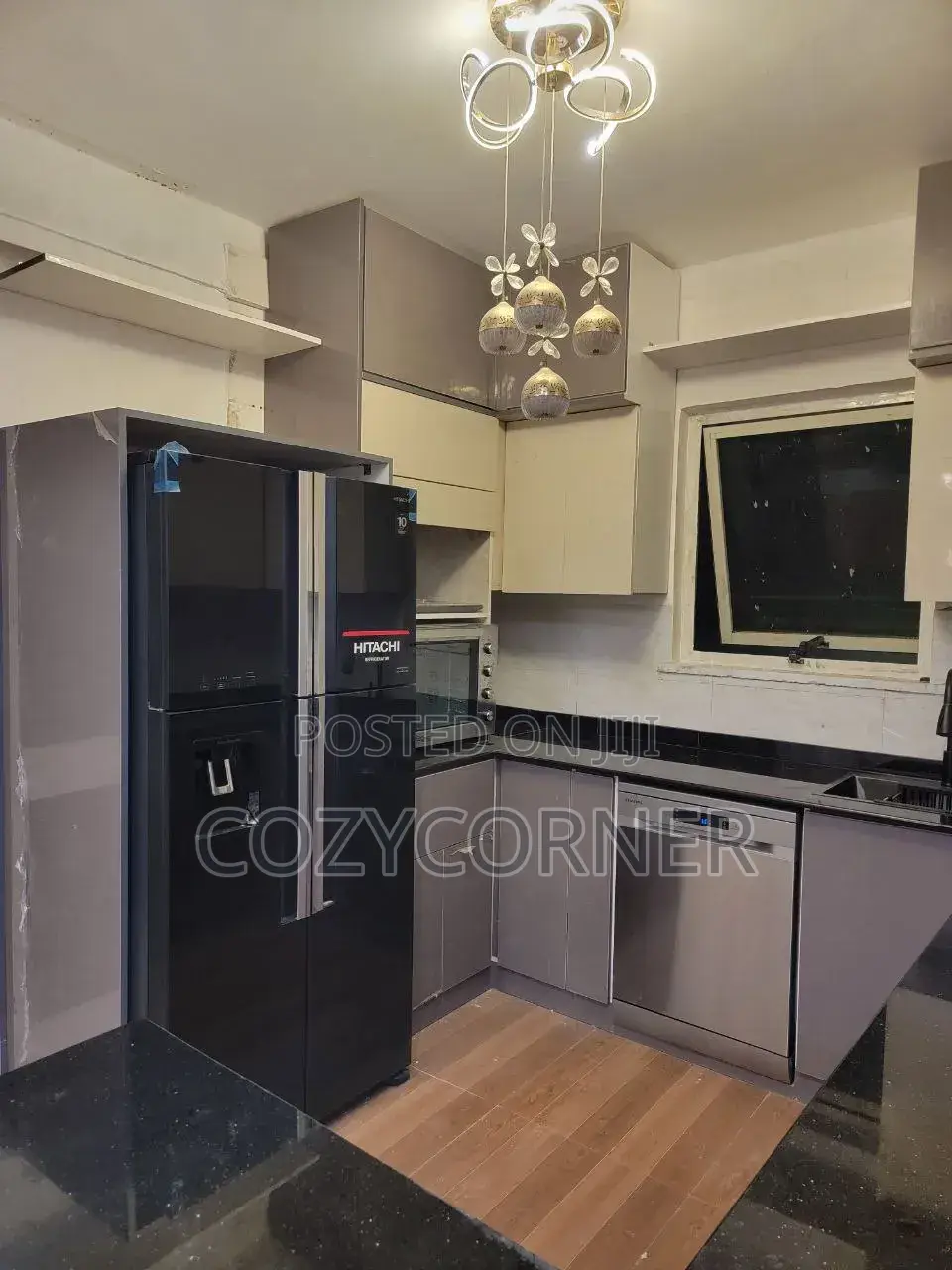 Stylish Kitchen Cabinet Priced Per Square Meter. ኪችን በካሬ