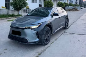 Toyota bZ4X 2024 Gray