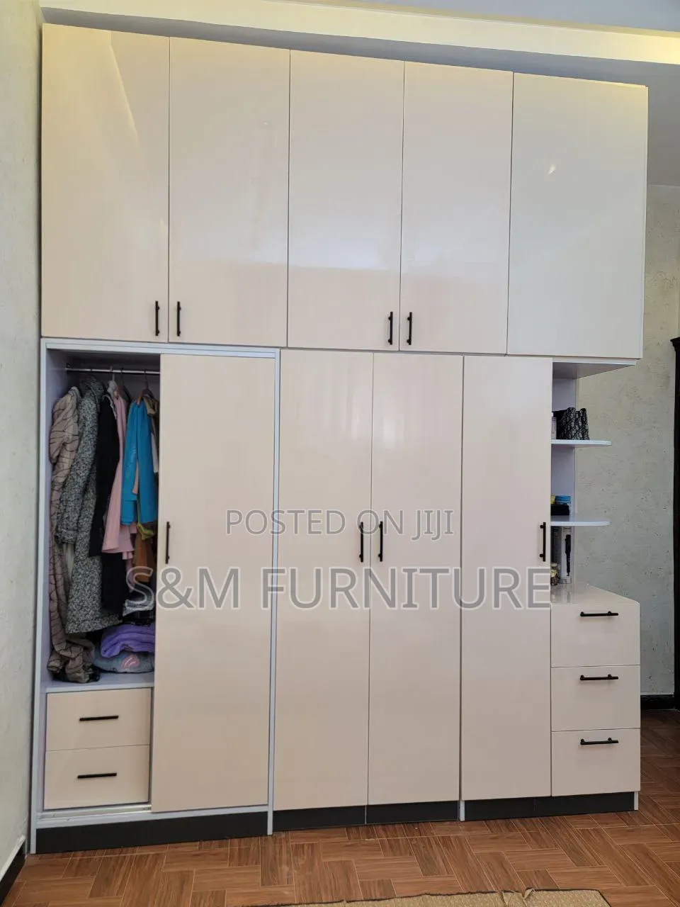 Salient Wardrobe Priced Per Meter Square. ቁምሳጥን በካሬ
