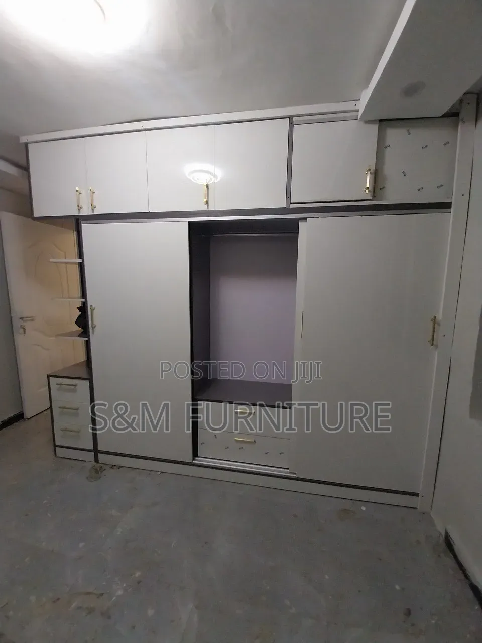 Prominent Wardrobe Priced Per Square meter.ቁምሳጥን በካሬ