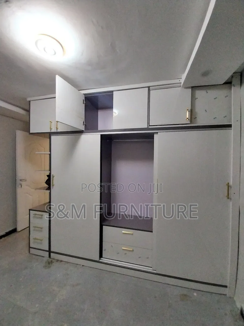 Prominent Wardrobe Priced Per Square meter.ቁምሳጥን በካሬ