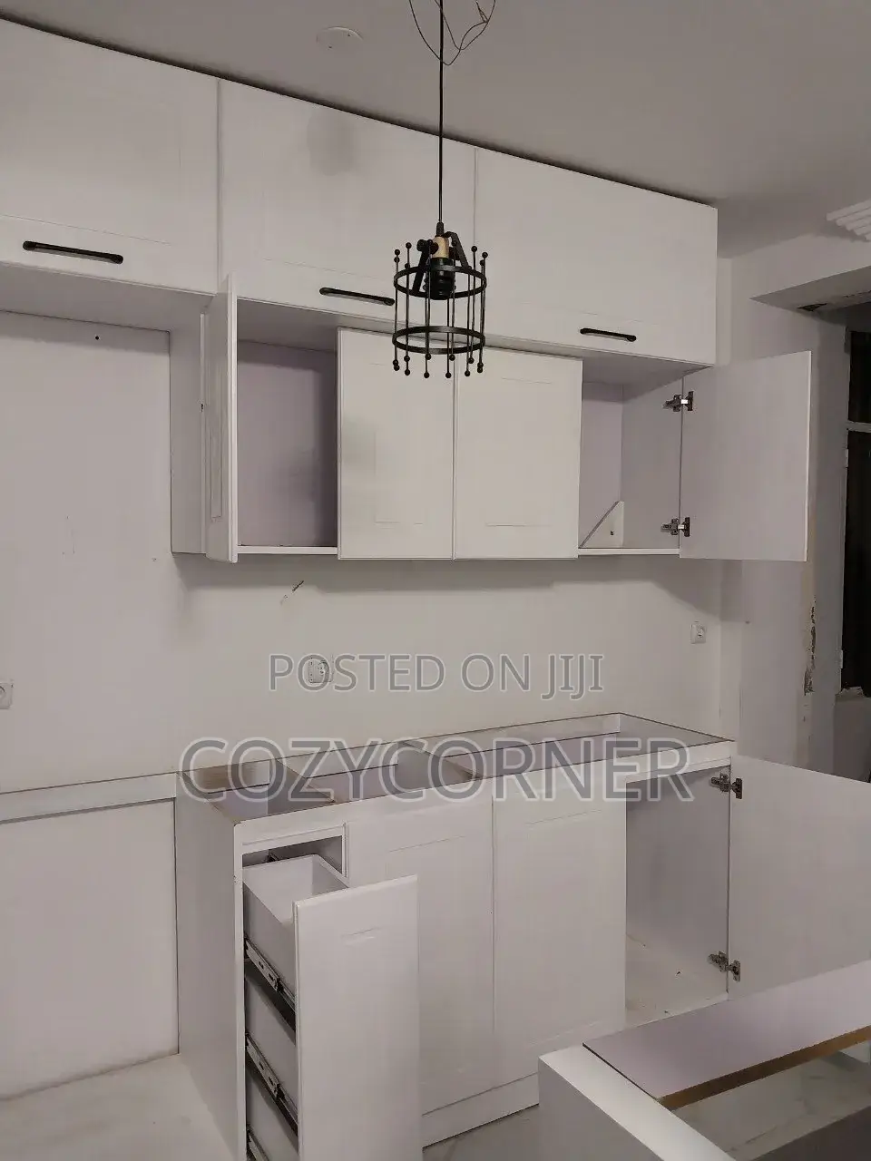 Refined Kitchen Cabinet Priced Per Square Meter. ኪችን በካሬ