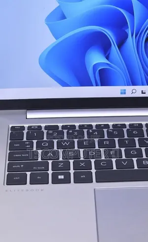 New Laptop HP EliteBook 840 G9 16GB Intel Core i7 SSD 512GB