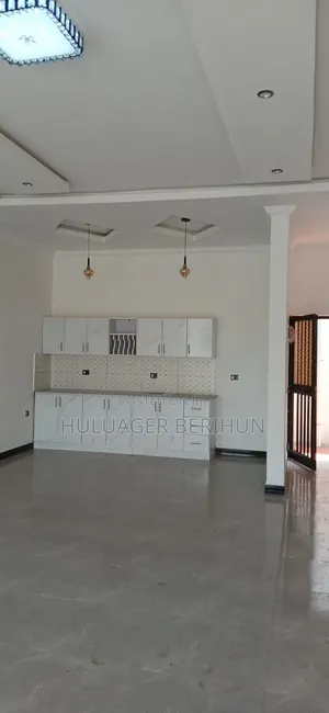 Furnished 3bdrm Villa in Bole for sale