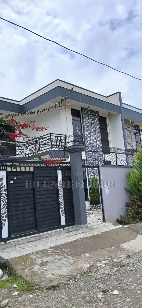 Furnished 3bdrm House in Bole for sale
