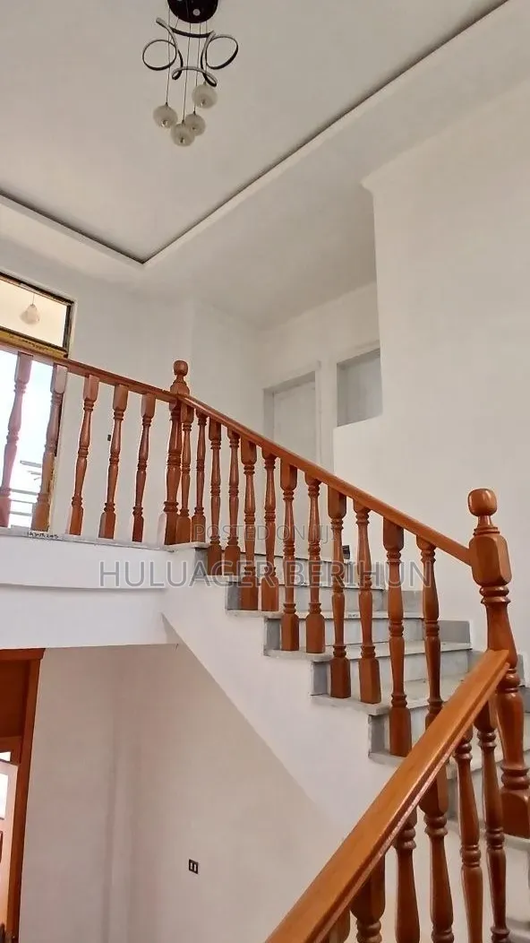 Furnished 3bdrm House in Bole for sale