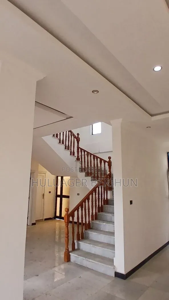 Furnished 3bdrm House in Bole for sale
