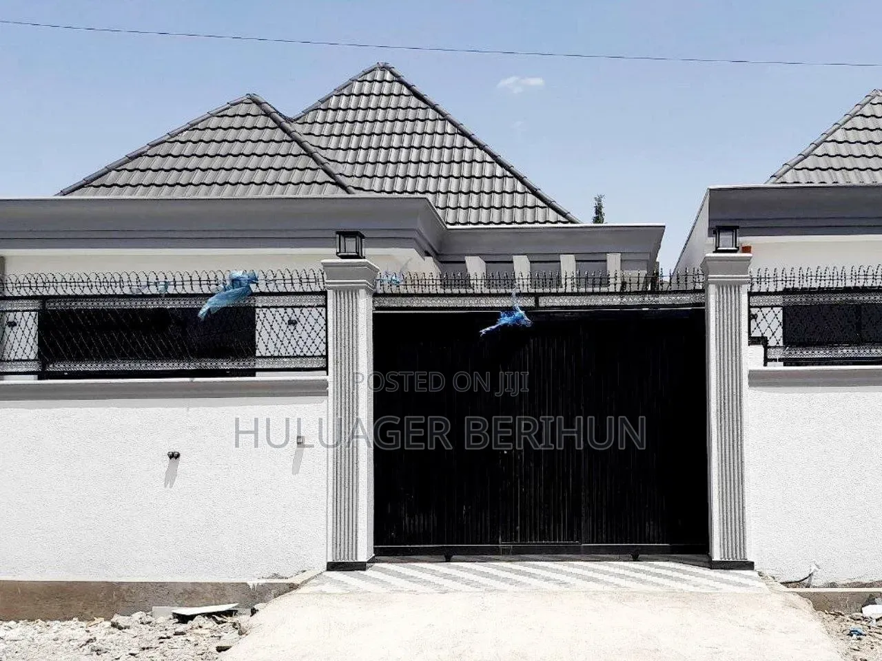 Furnished 5bdrm Villa in Bole for sale