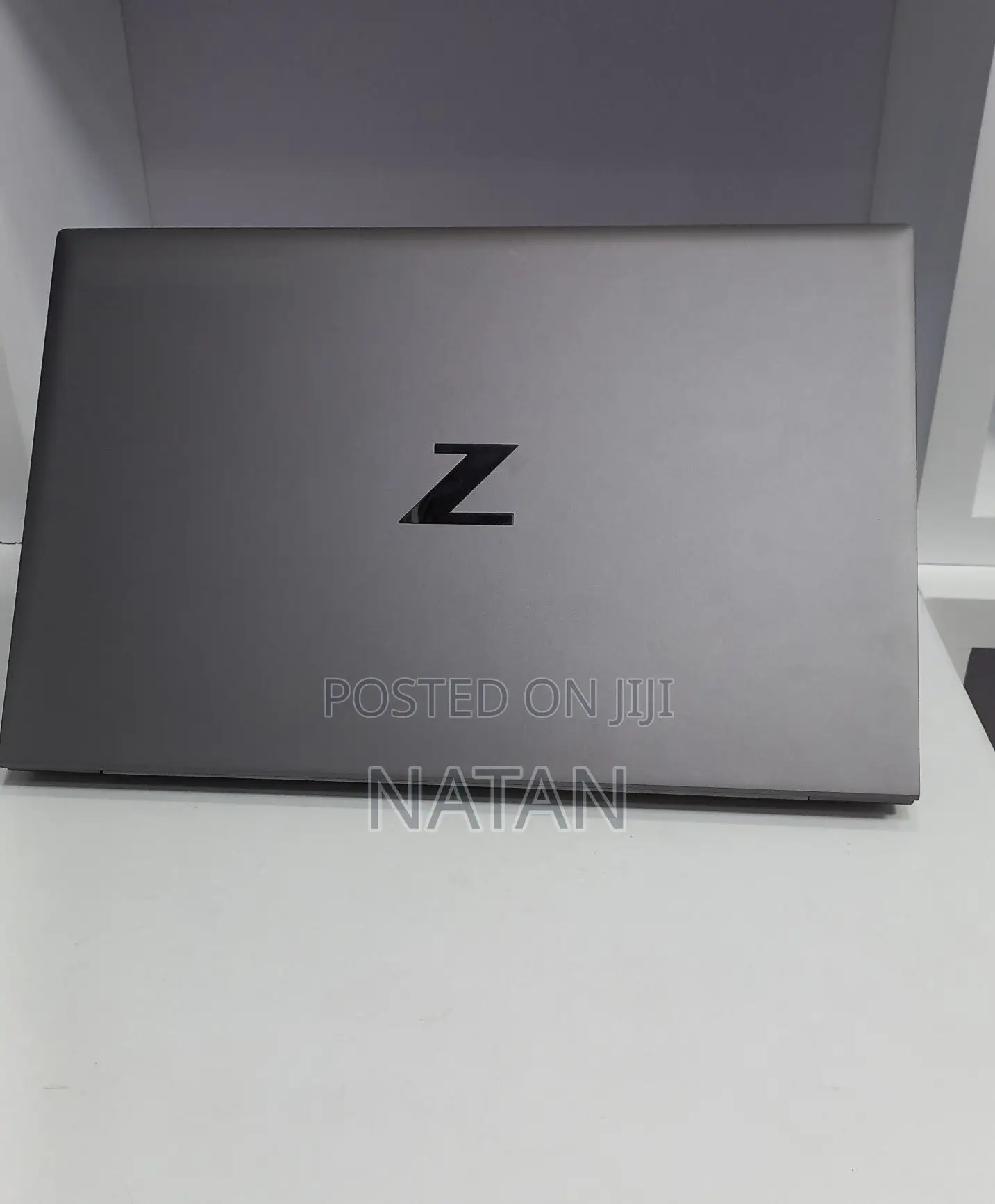 New Laptop HP ZBook Firefly G8 16GB Intel Core i7 SSD 512GB