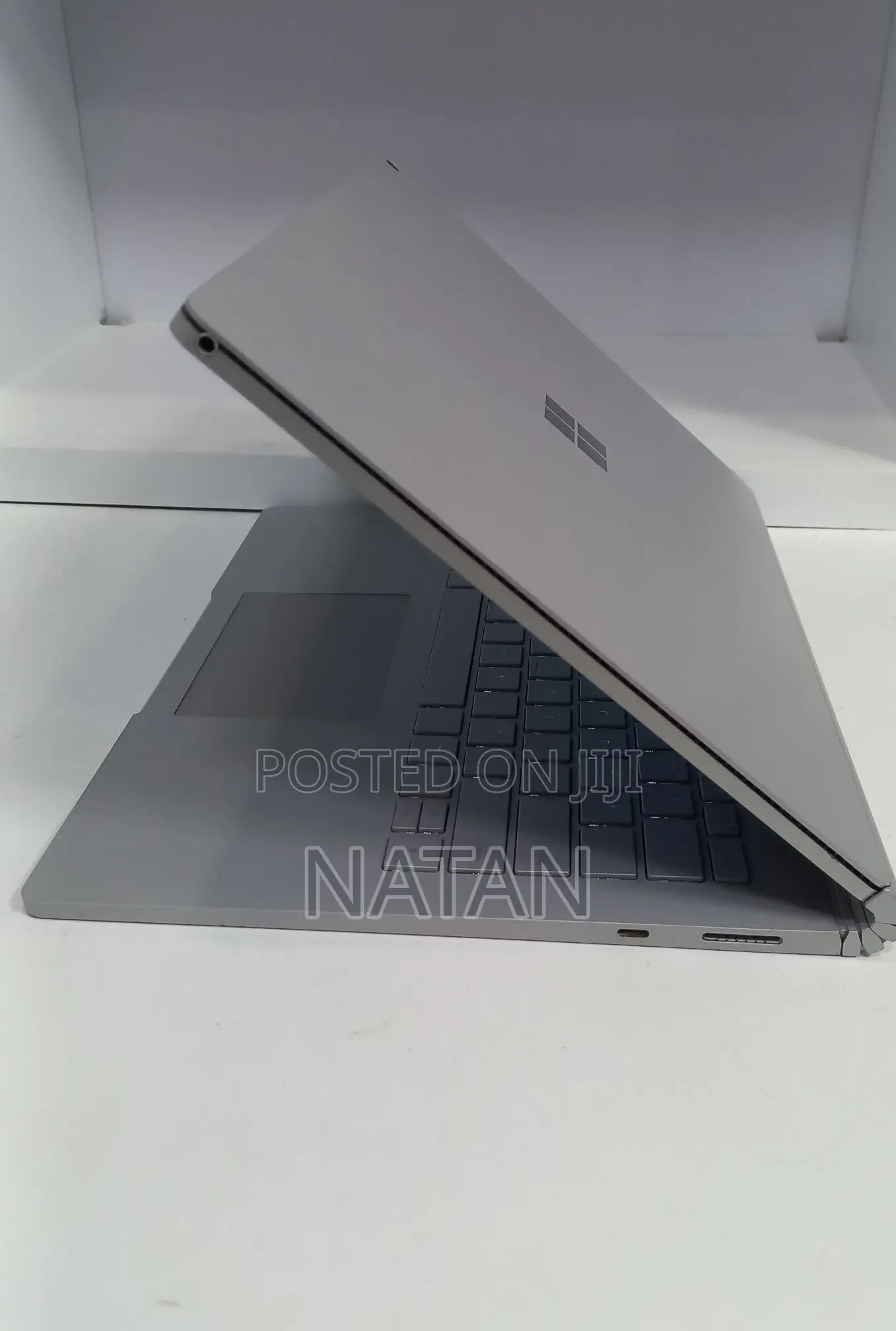 New Laptop Microsoft Surface Book 2 16GB Intel Core i7 SSD 512GB