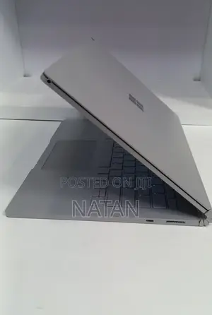 New Laptop Microsoft Surface Book 2 16GB Intel Core i7 SSD 512GB