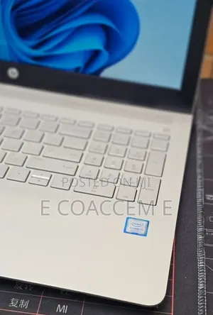 New Laptop HP 8GB Intel Core i5 HDD 1T
