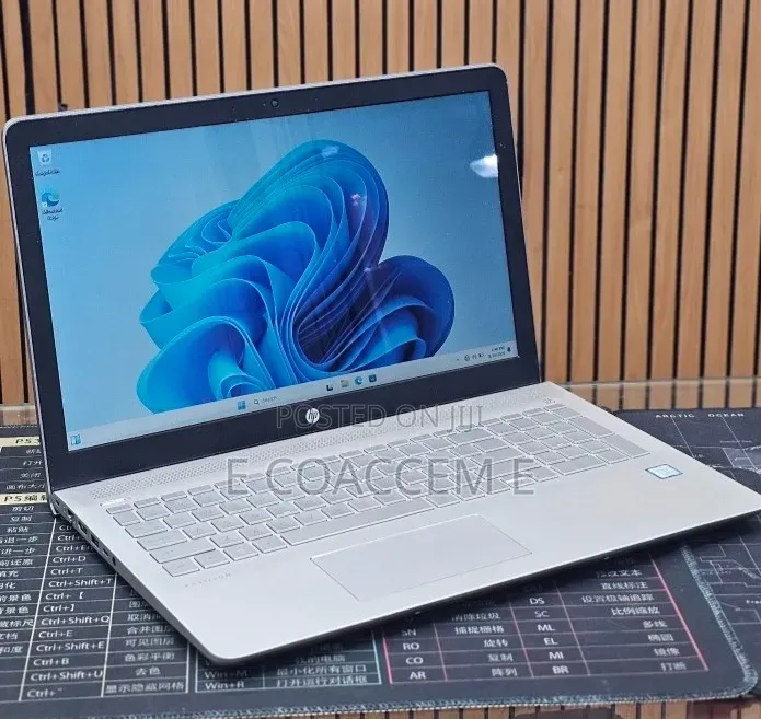 New Laptop HP 8GB Intel Core i5 HDD 1T