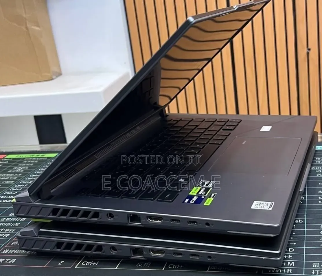 New Laptop Asus 16GB Intel Core i9 SSD 1T