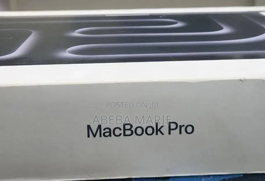 New Laptop Apple MacBook Pro 2024 M4 Max 48GB Apple M4 Max SSD 1T