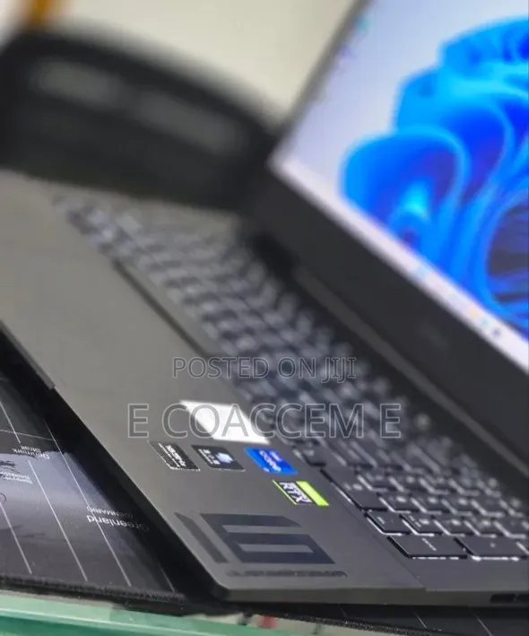 New Laptop HP 16GB Intel Core i9 SSD 512GB