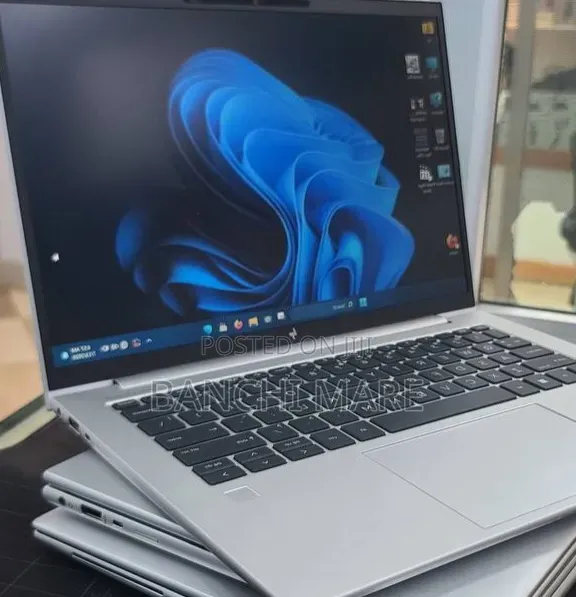 New Laptop HP EliteBook 840 G10 16GB Intel Core i7 SSD 512GB