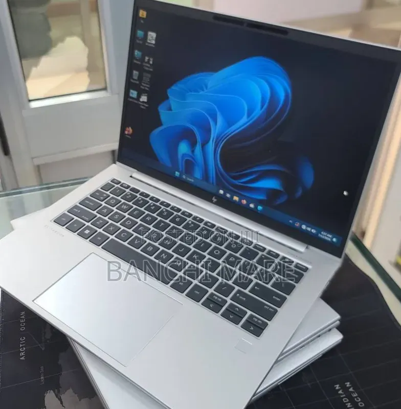 New Laptop HP EliteBook 840 G10 16GB Intel Core i7 SSD 512GB