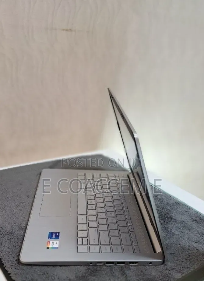 New Laptop HP 16GB Intel Core i7 SSD 512GB