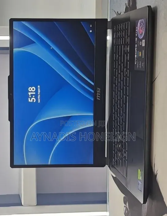 New Laptop MSI Cyborg 15 16GB Intel Core i7 SSD 1T