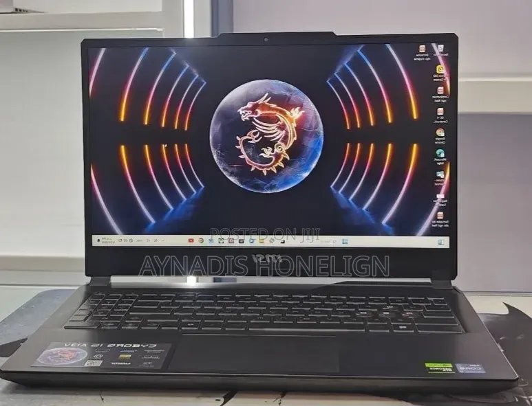 New Laptop MSI Cyborg 15 16GB Intel Core i7 SSD 1T