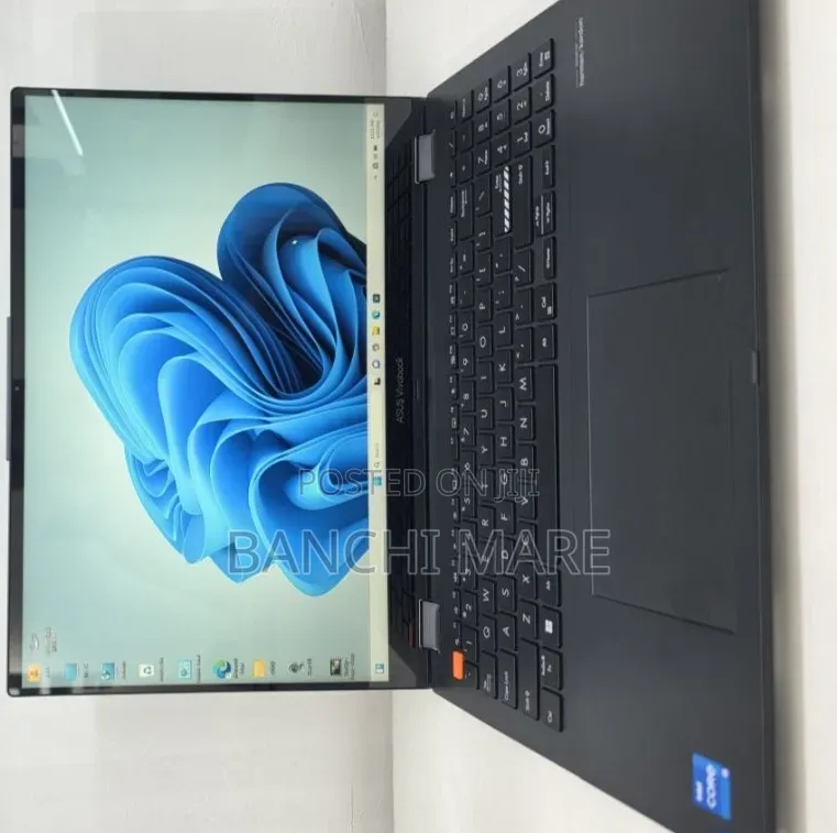 New Laptop Asus Vivobook 15 16GB Intel Core i5 SSD 512GB