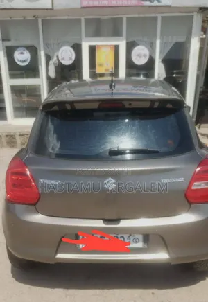 Suzuki Swift 2021 Gray