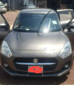 Suzuki Swift 2021 Gray