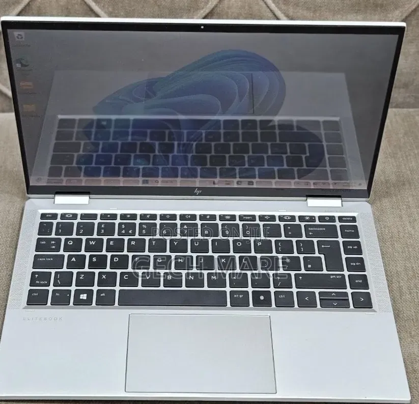 New Laptop HP EliteBook 1040 G8 16GB Intel Core i7 SSD 512GB