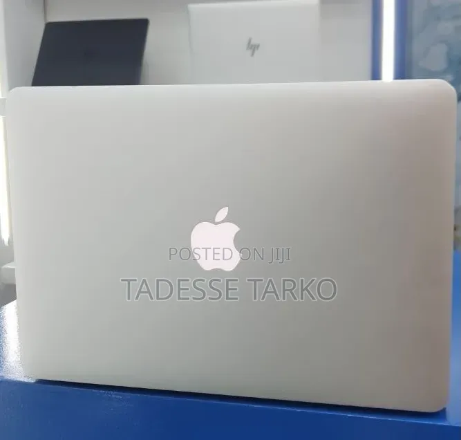 New Laptop Apple MacBook Air 2017 8GB Intel Core i7 SSD 128GB