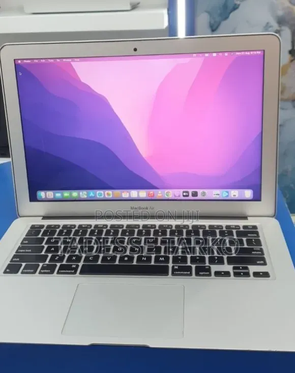 New Laptop Apple MacBook Air 2017 8GB Intel Core i7 SSD 128GB