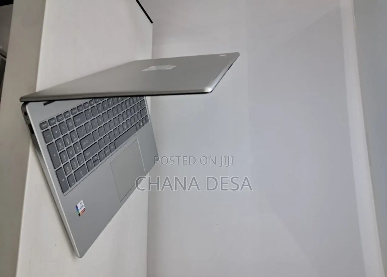 New Laptop HP 16GB Intel Core i5 SSD 1T