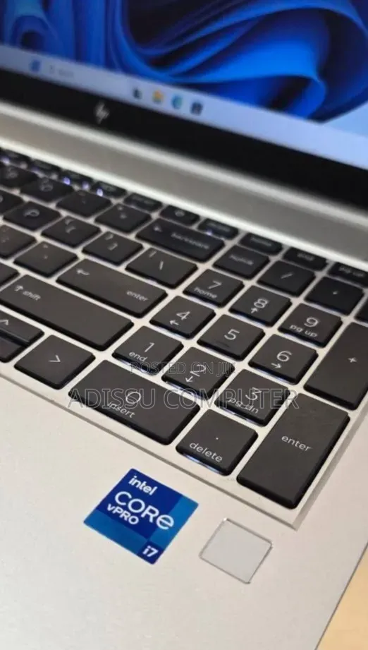 New Laptop HP EliteBook 840 G8 16GB Intel Core i7 SSD 512GB