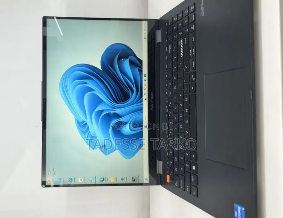 New Laptop Asus Vivobook 15 16GB Intel Core i5 SSD 512GB
