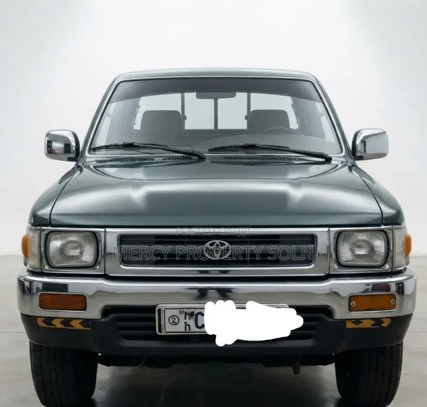 Toyota Hilux 1996 Green