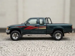 Toyota Hilux 1996 Green
