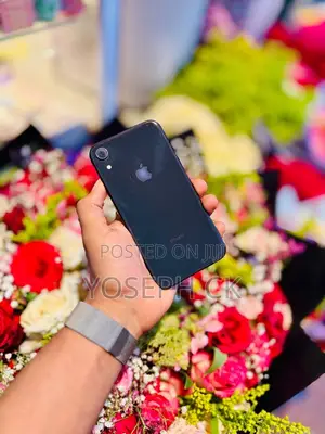 New Apple iPhone XR 64 GB Black