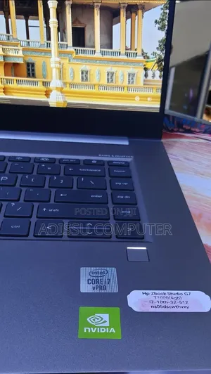 New Laptop HP ZBook 15 32GB Intel Core i7 SSD 512GB