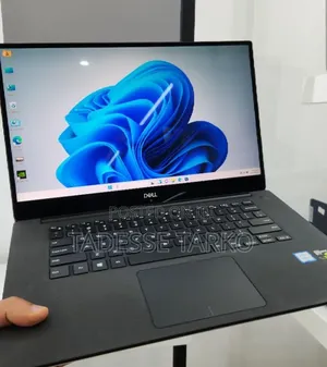 New Laptop Dell XPS 15 16GB Intel Core i7 SSD 512GB