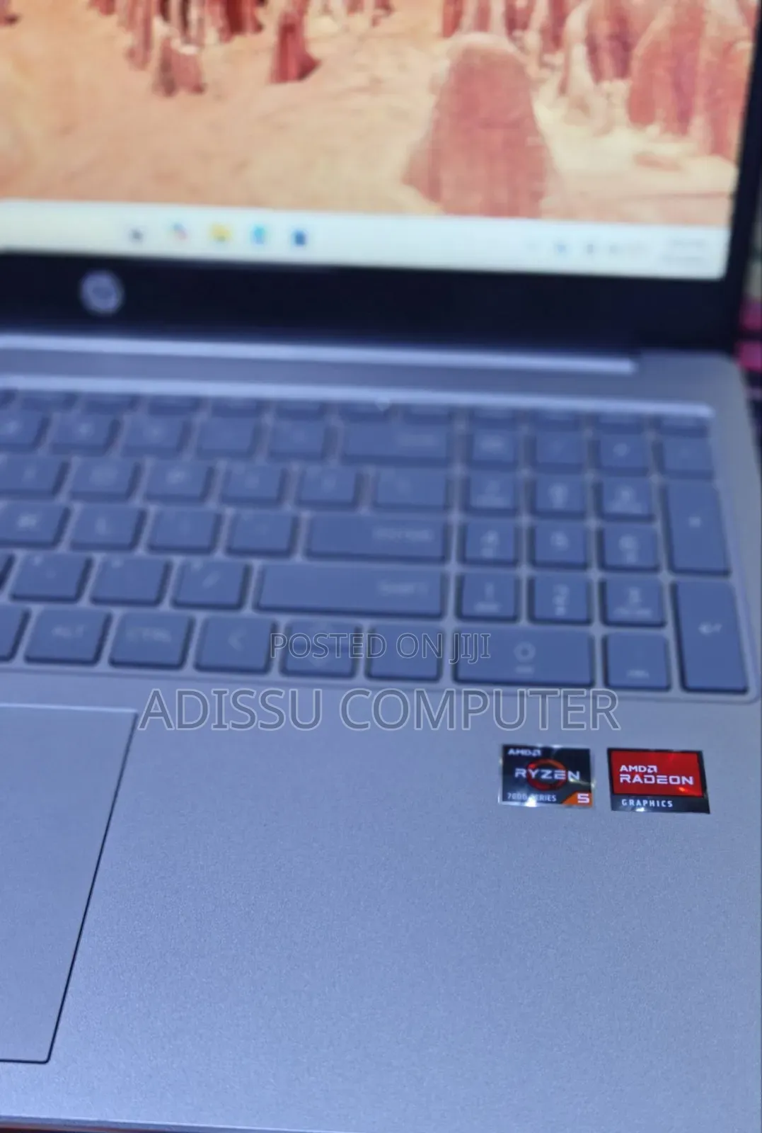 New Laptop HP EliteBook 750 G1 8GB AMD Ryzen 5 SSD 512GB