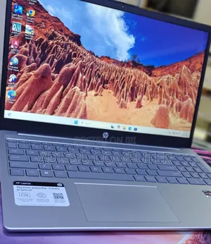 New Laptop HP EliteBook 750 G1 8GB AMD Ryzen 5 SSD 512GB