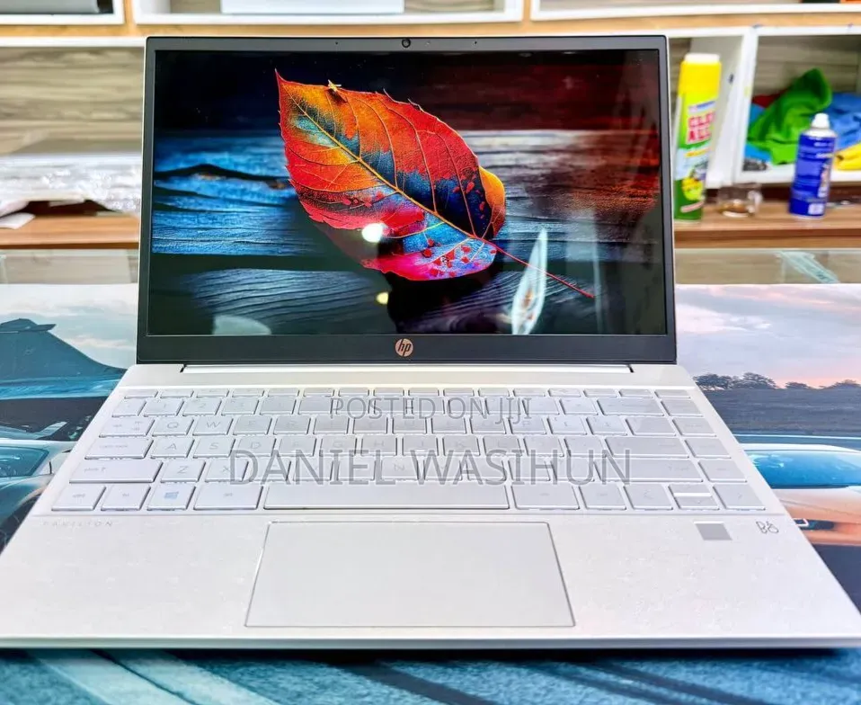New Laptop HP Pavilion 13 16GB Intel Core i5 SSD 512GB