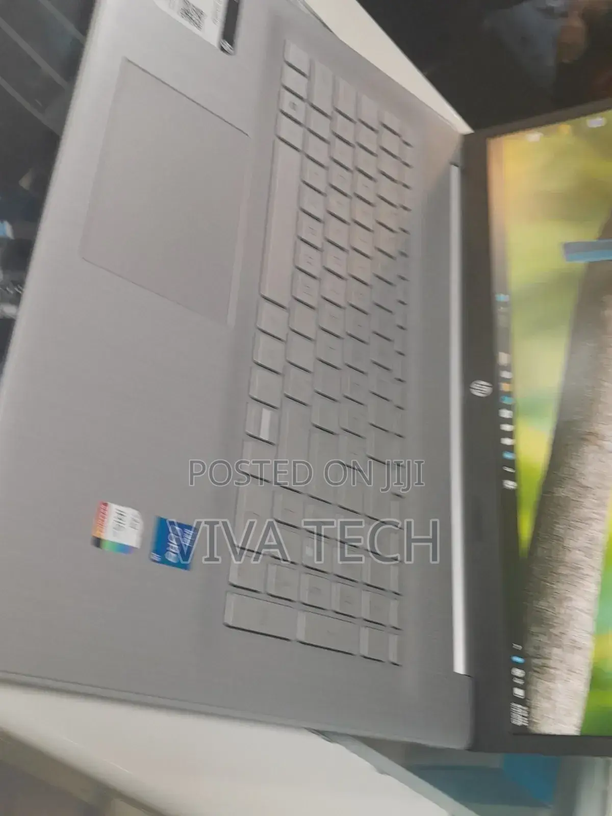 New Laptop HP Stream Notebook 8GB Intel Core i5 HDD 1T
