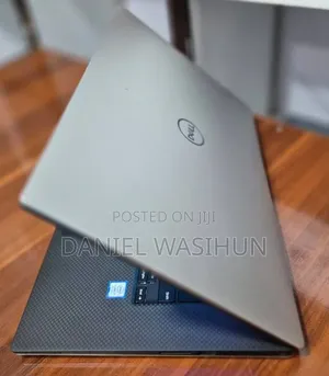New Laptop Dell XPS 15 16GB Intel Core i7 SSD 512GB