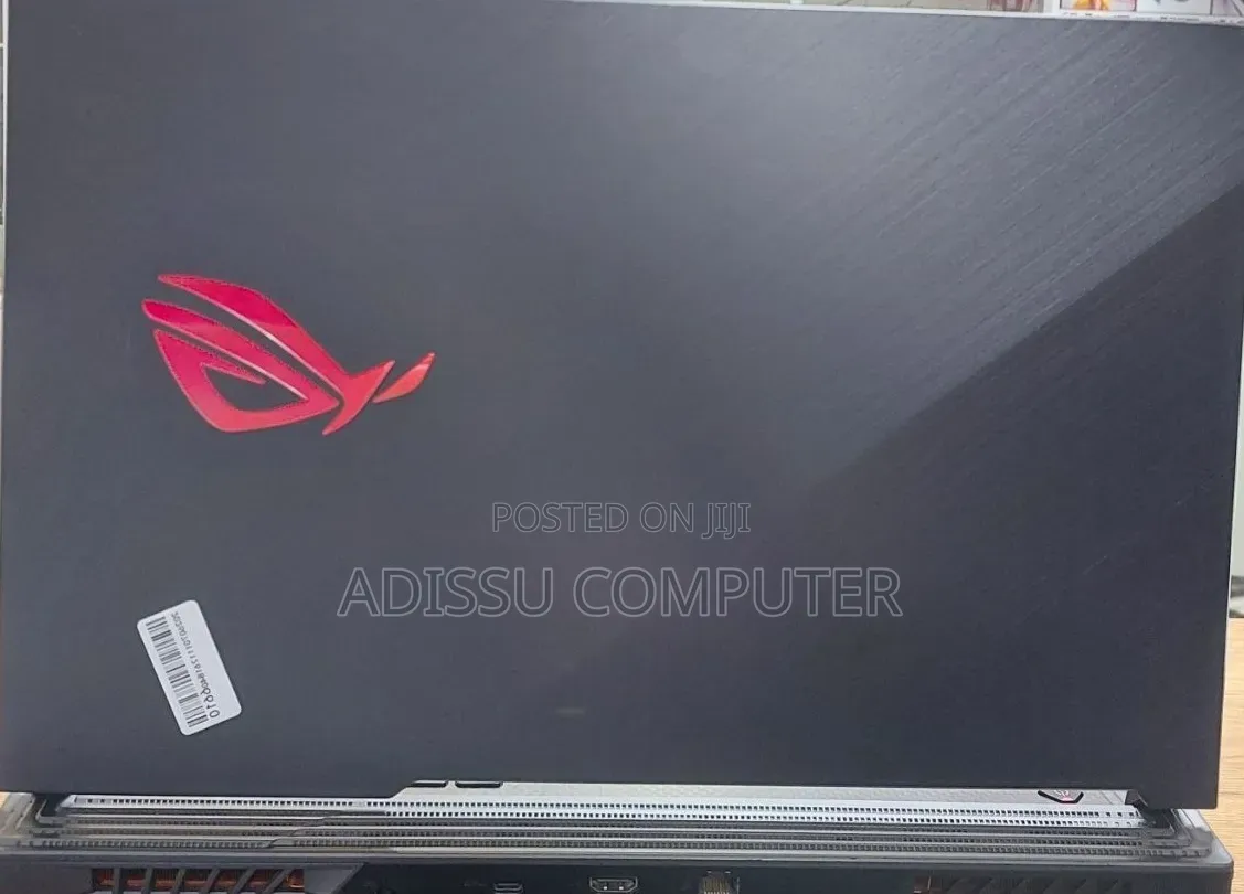 New Laptop Asus ROG Strix G17 16GB Intel Core i7 SSD 256GB