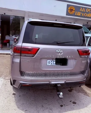 New Toyota Land Cruiser 2022 Gray